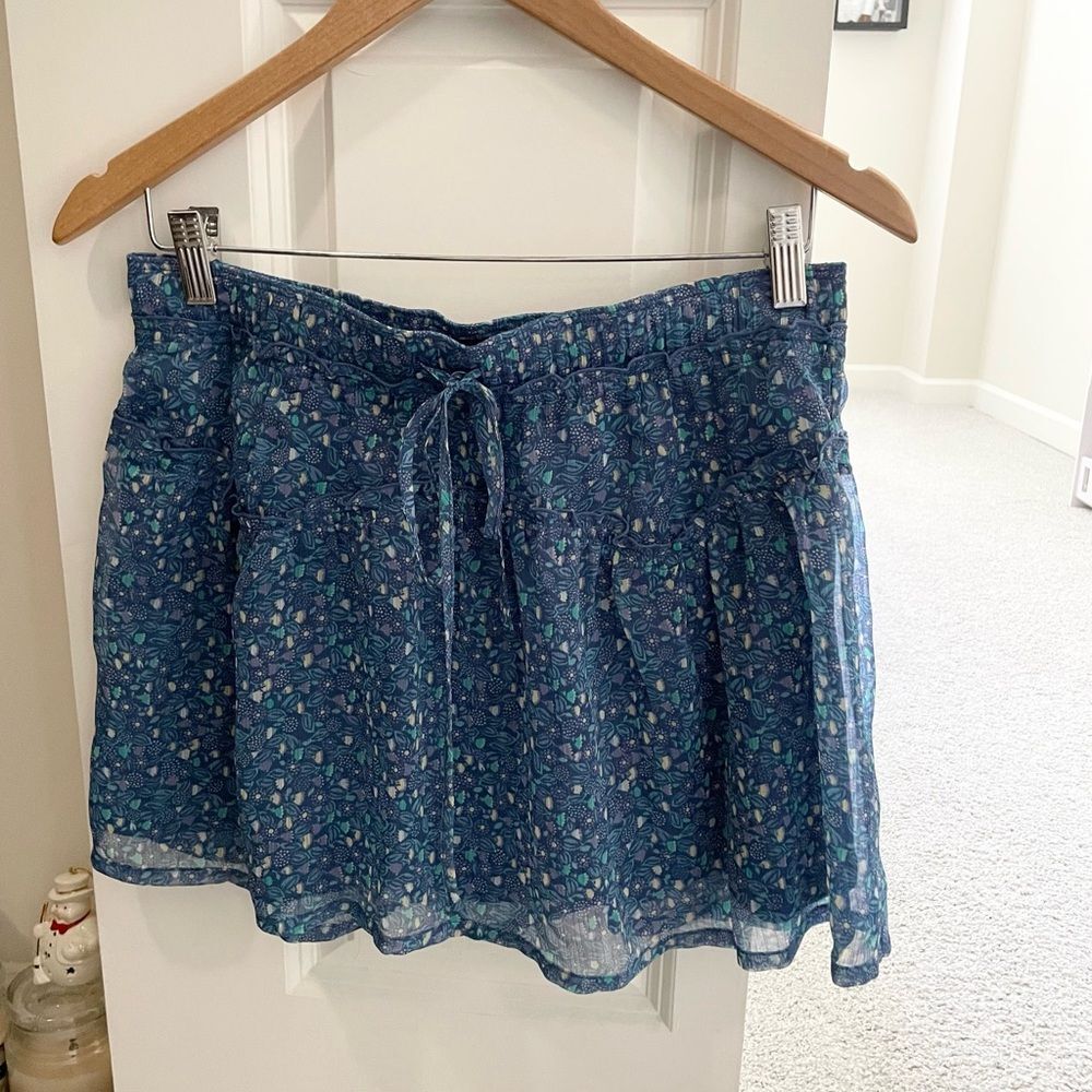 American Eagle Outfitters Blue Floral Mini Skirt